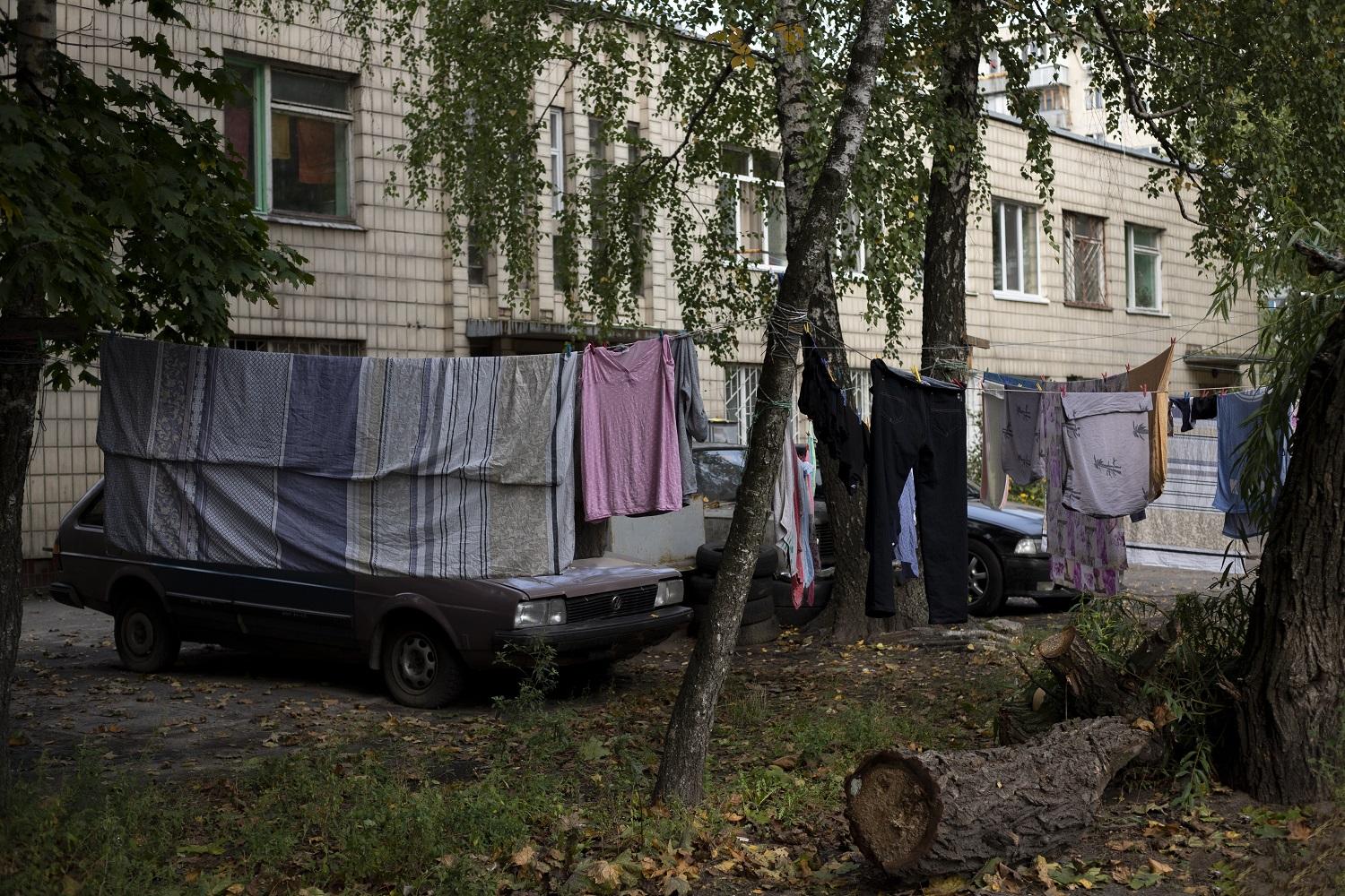 В гуртожитку на Лісовому поліцейські з дітьми не витримають четверту зиму без опалення — Олексій Бусаєв