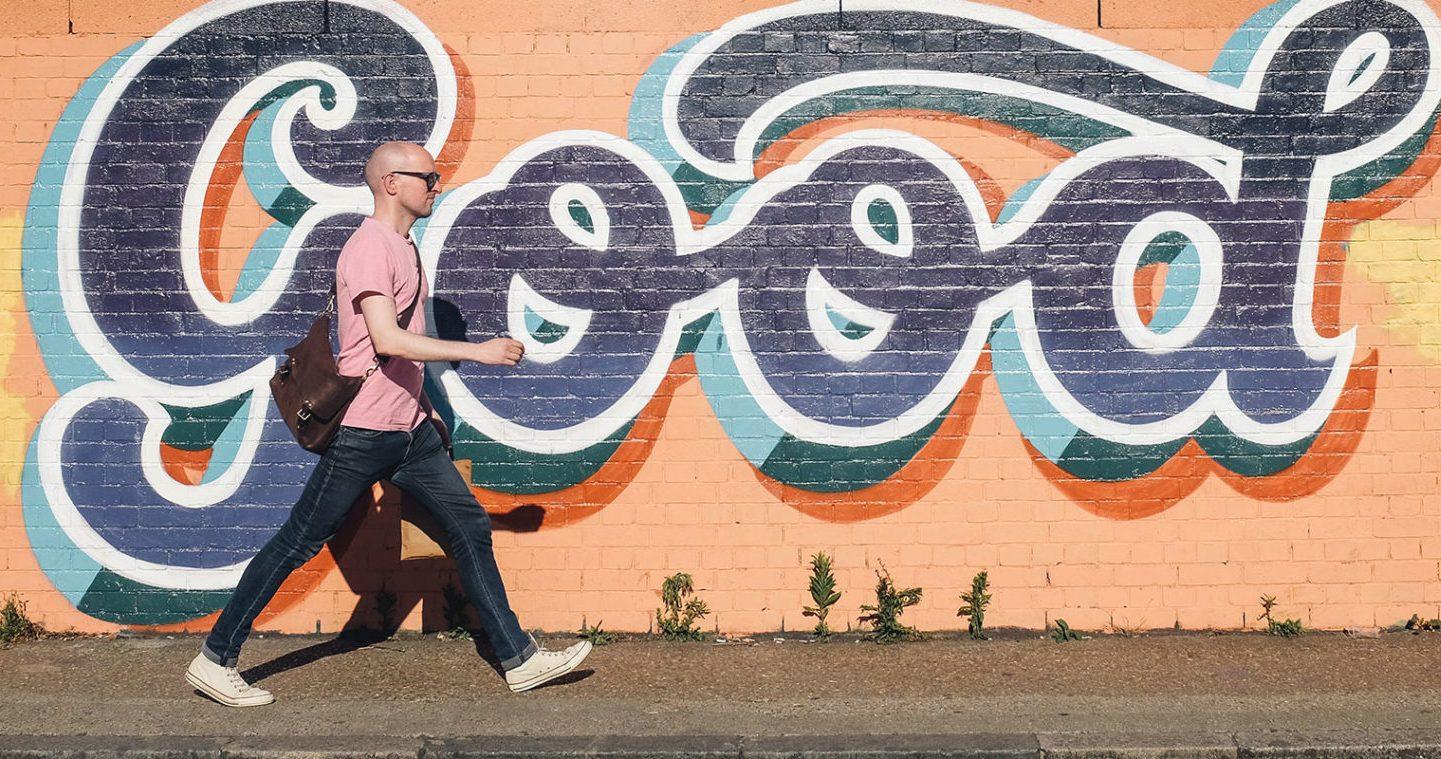 На одній хвилі з підлітками: українські відповідники модних англіцизмів