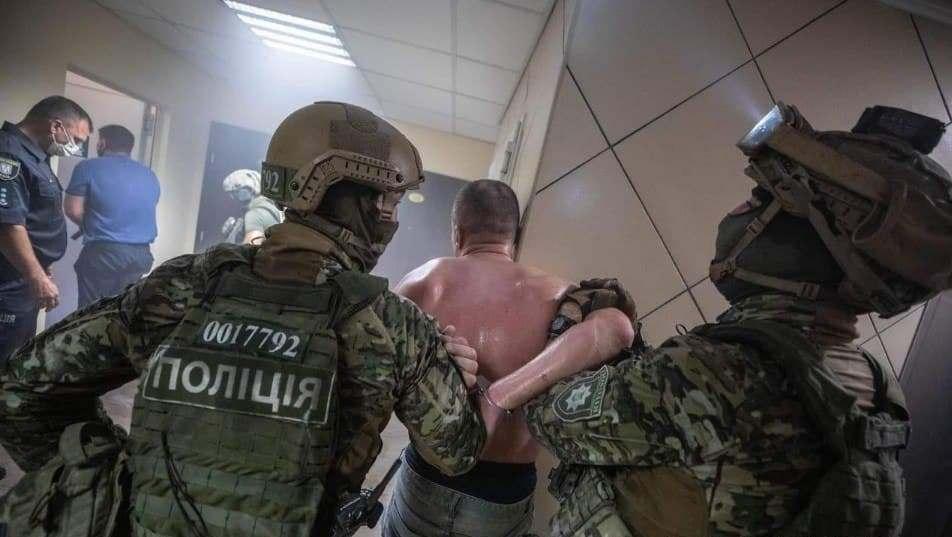 Голосіївського стрілка арештували на два місяці – чому він відкрив вогонь по копах (ВІДЕО)