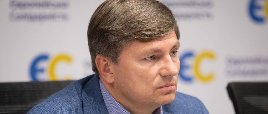 “До “слуг” почало доходити, який кримінал вони наголосували” – Герасимов щодо закону про олігархів