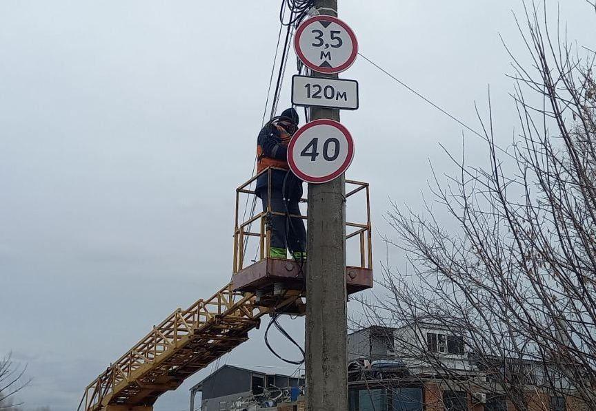 У столиці поставили другі спеціальні ворота проти фур (ФОТО)