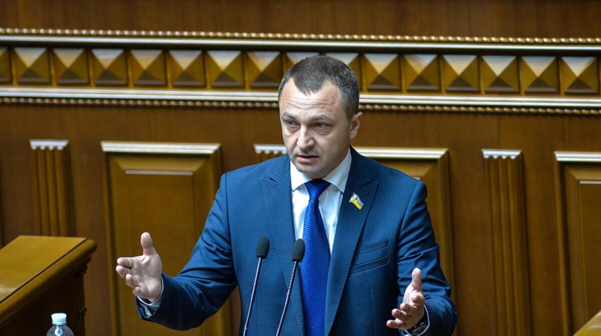 Мовний омбудсмен просить затвердити програми розвитку держмови в Києві та області