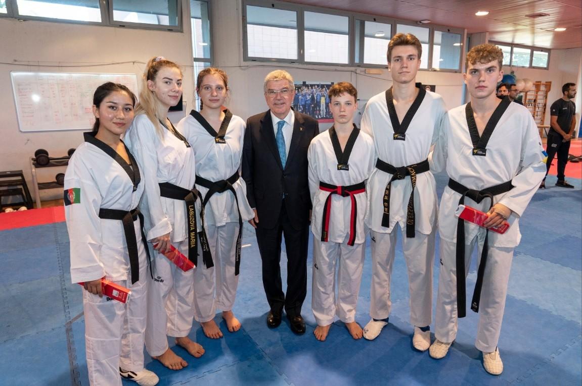 Президент МОК Бах зустрівся з українськими тхеквондистами в Римі