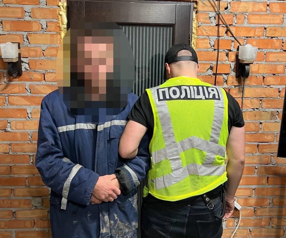 У Києві затримали викрадача камер відеоспостереження з парку