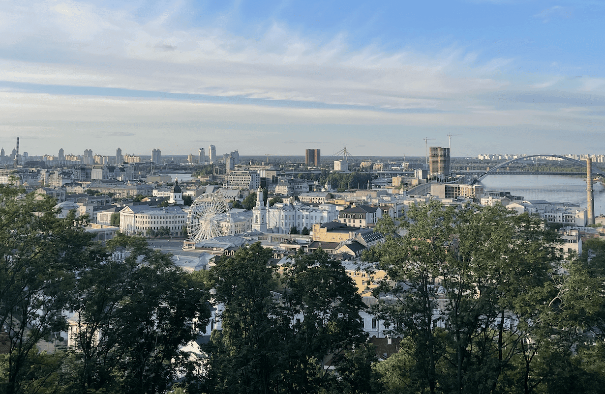 Позбавляємося всього радянського: у Києві з’явилися провулок Кузьми Скрябіна та Чорнобаївська площа