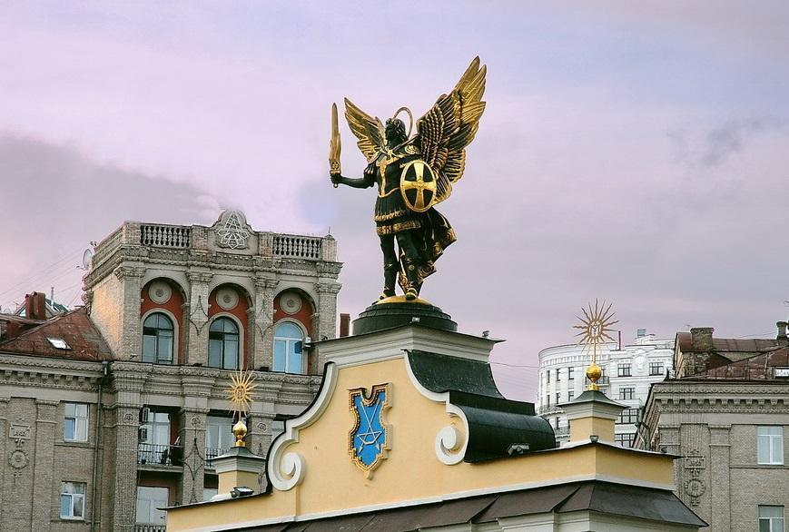 Як покровитель небесного війська став вірним охоронцем Києва: церква згадує Архістратига Михаїла