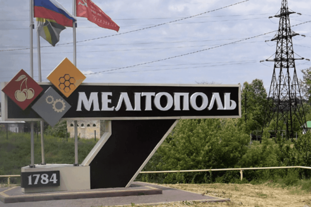 Російські війська будують укріплення біля Мелітополя