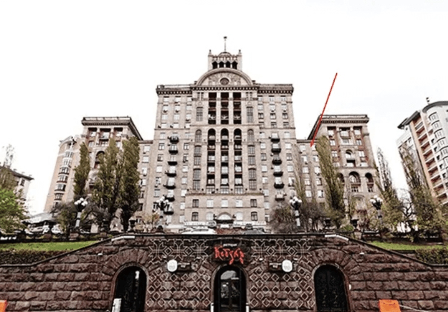 Андрій Данилко показав свою квартиру на Хрещатику (фото)