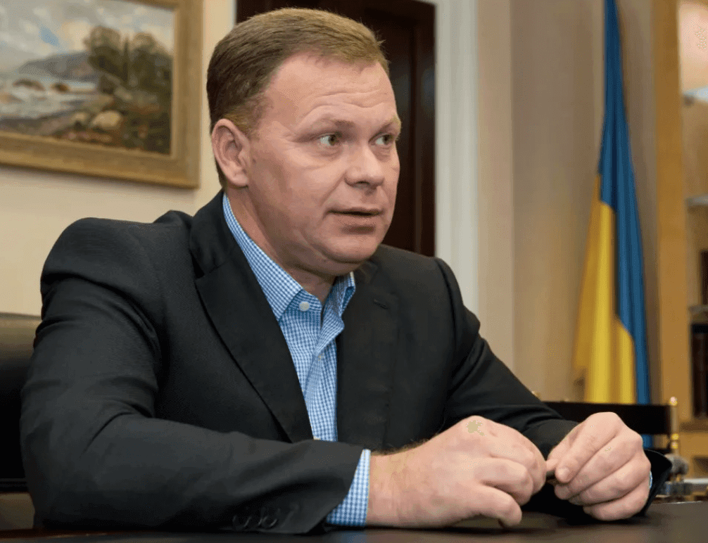 Підкорювача Евересту та голову “Київміськбуду” Кушніра відсторонили від посади
