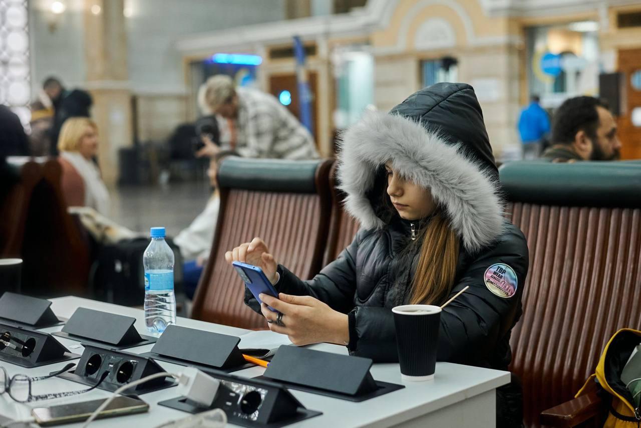 Якщо морози та атаки: Фортеці та Пункти незламності на вокзалах обіцяють електрику та тепло