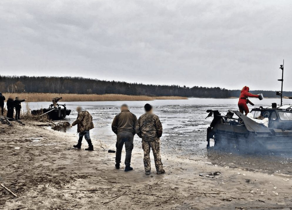 Пошуки тривали майже дві доби: на Київщині знайшли тіло 11-річного хлопчика, який провалився під кригу