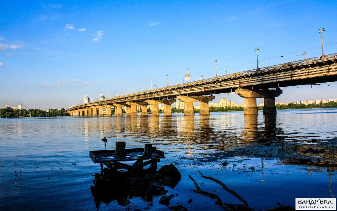 Міст Патона можна експлуатувати, але з обмеженнями: Кличко озвучив результати технічної наради