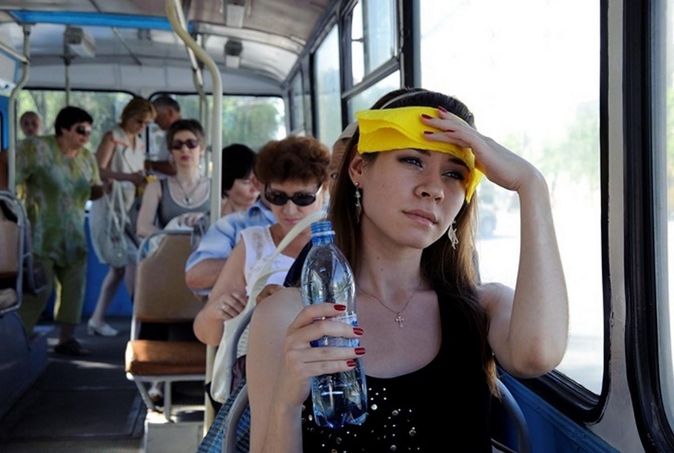 Міський транспорт та спека: скільки автобусів, трамваїв, тролейбусів мають робочі кондиціонери