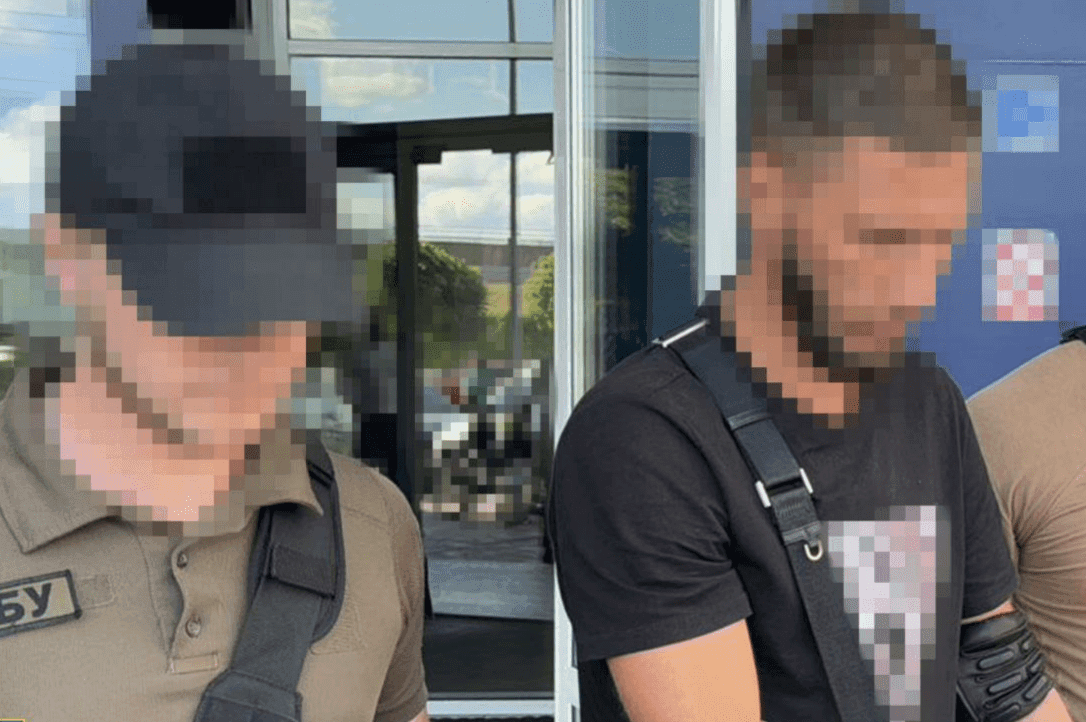 Агенти ГРУ знімали квартиру у Києві, щоб коригувати звідти обстріли