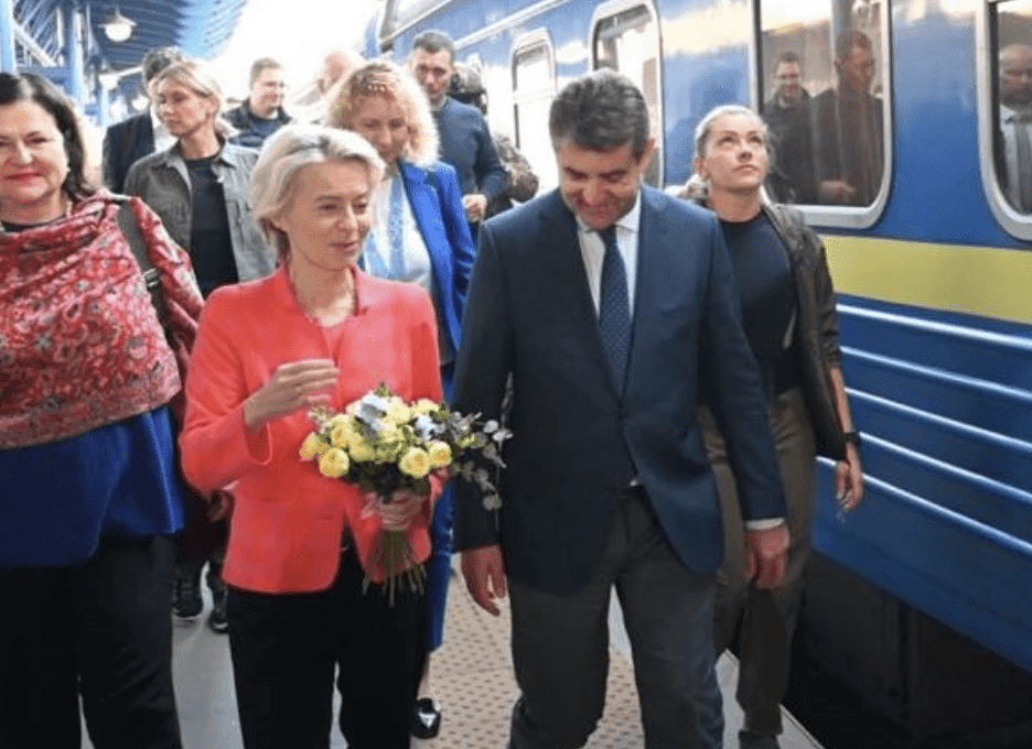 Глава Єврокомісії Урсула фон дер Ляєн прибула до Києва