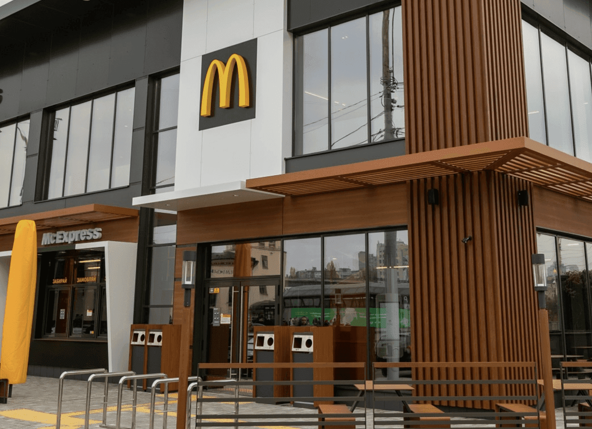 Легендарний McDonald’s на Центральному вокзалі знову відкрився