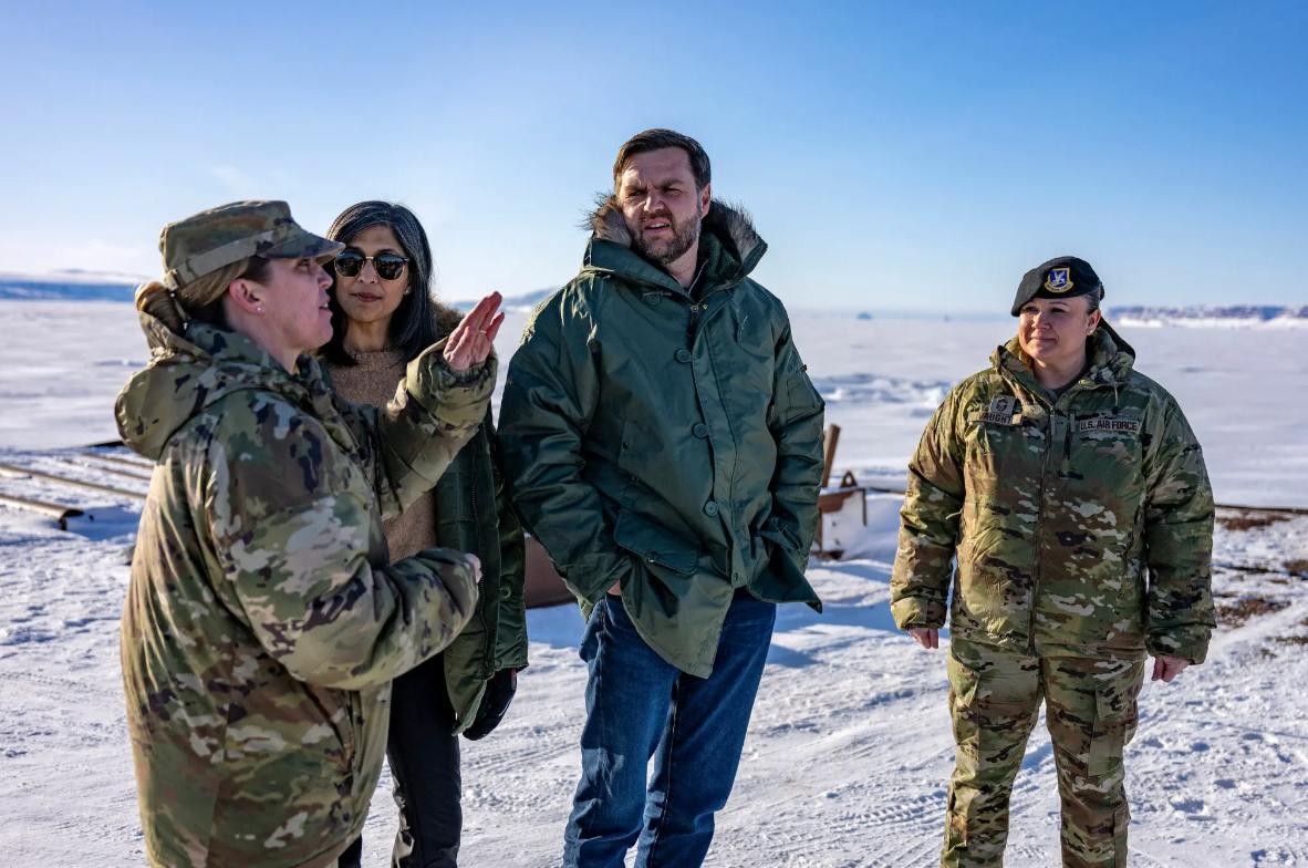 Командувачку військової бази США в Гренландії усунули після візиту віцепрезидента Венса – ЗМІ
