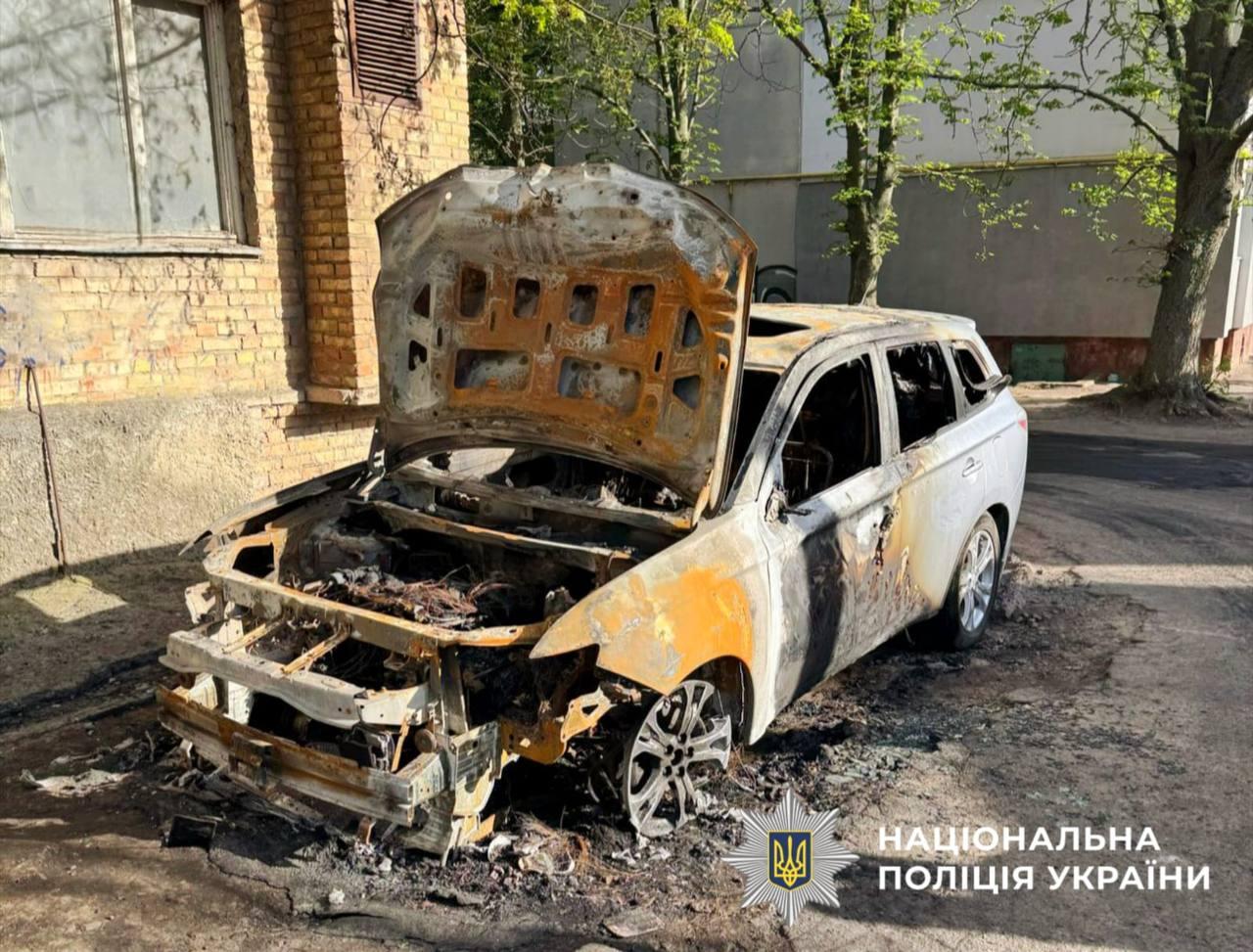 Киянці загрожує до 10 років тюрми за підпал автівок на Київщині