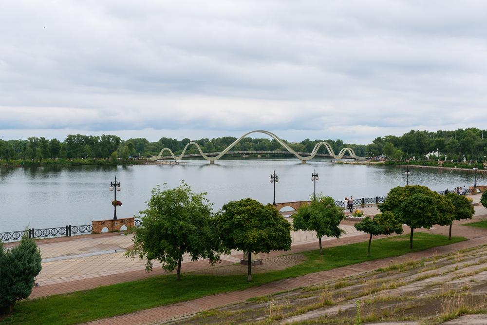 Київські пляжі та зони відпочинку обробляють від шкідників: краще утриматись від прогулянок