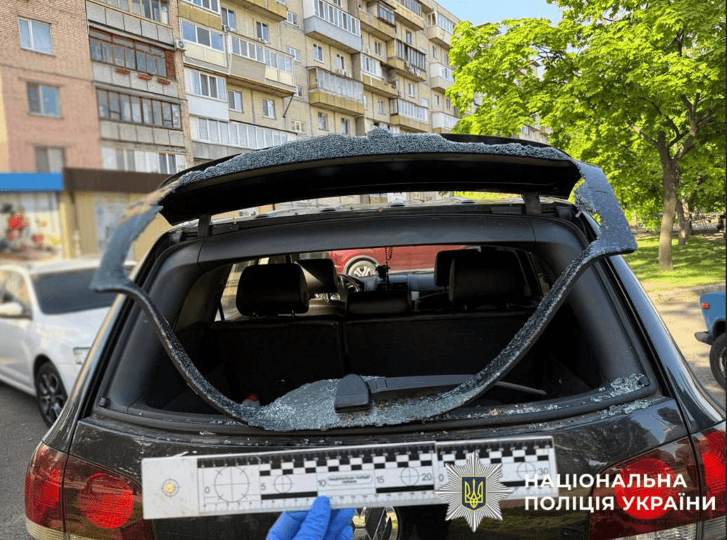 У Києві затримали злочинця, який обкрадав автівки на Оболоні