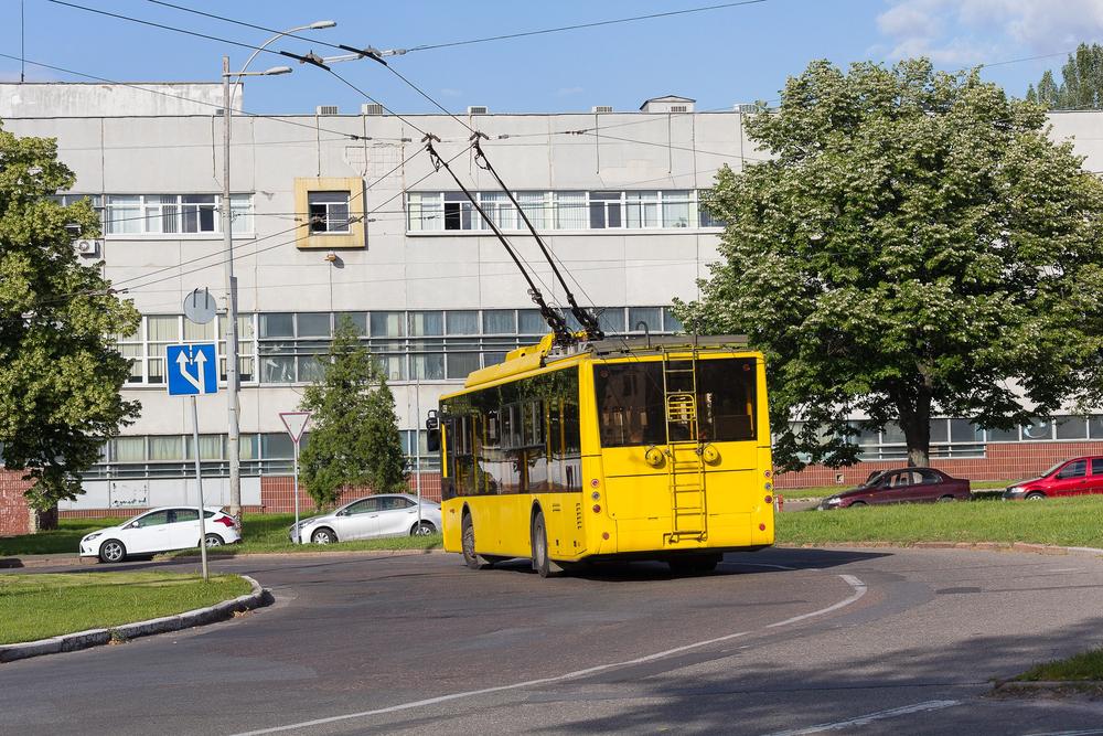 Відновлено рух тролейбусів на вулиці Гетьмана, який був обмежений через обстріл