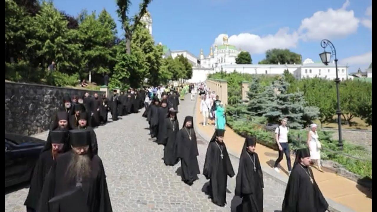 На території Києво-Печерської лаври прописані 70 монахів УПЦ – Остапенко