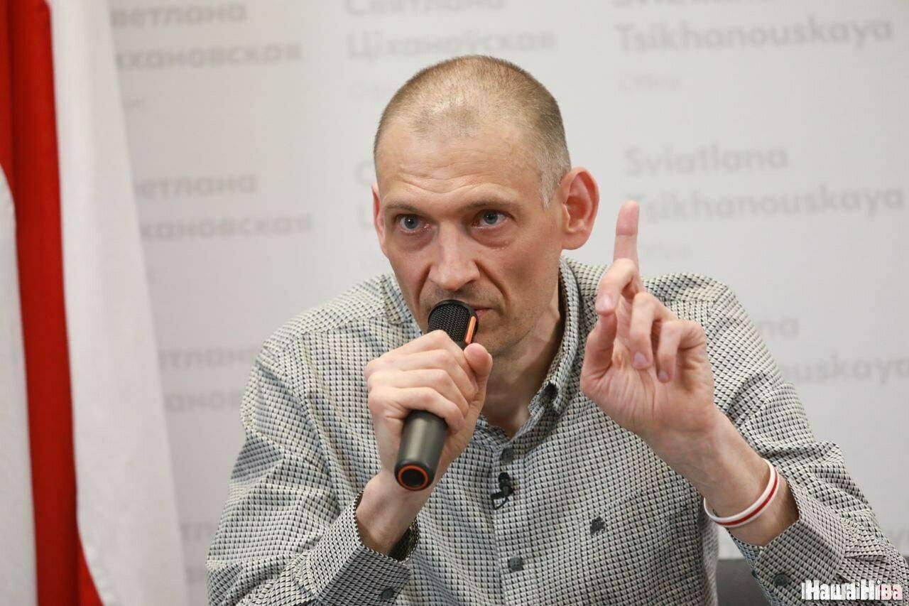 Лукашенко звільнив головного опозиціонера Сергія Тихановського – вплинув посланець Трампа