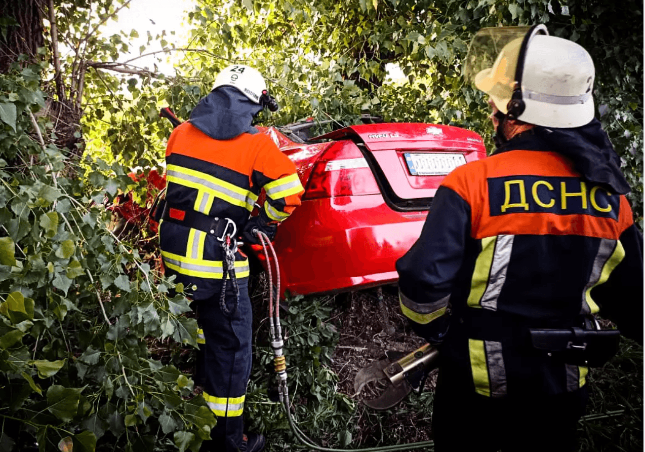 ДТП на Броварщині: з автівки деблокували тіла трьох загиблих