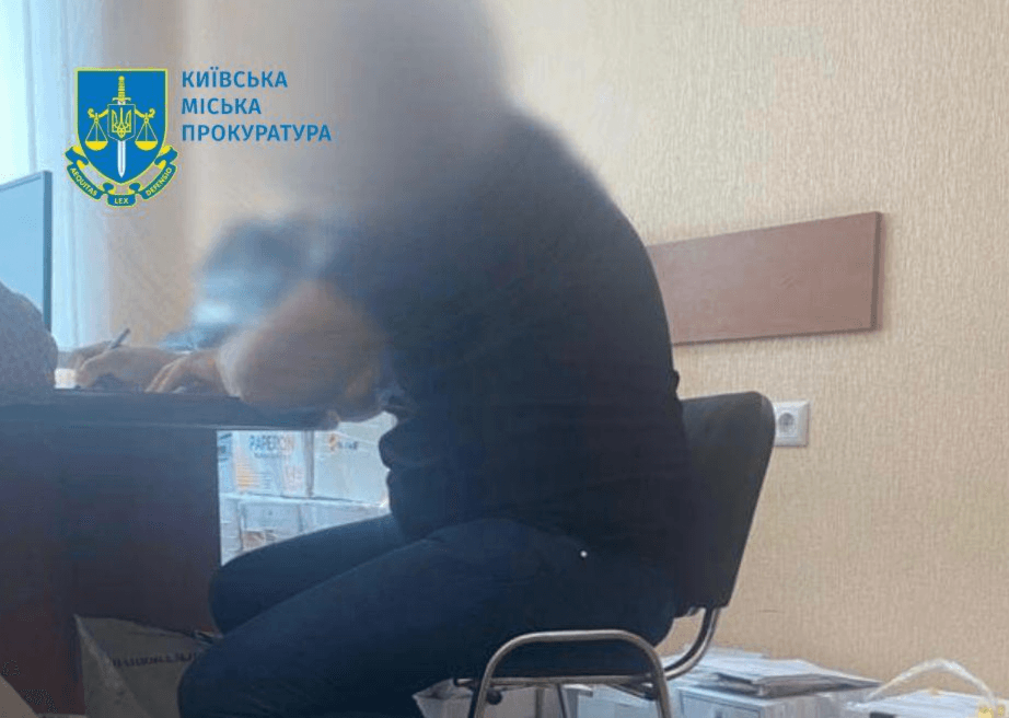 Зарплата «мертвим душам»: у Києві працівники ритуальної служби розкрали 21 млн грн