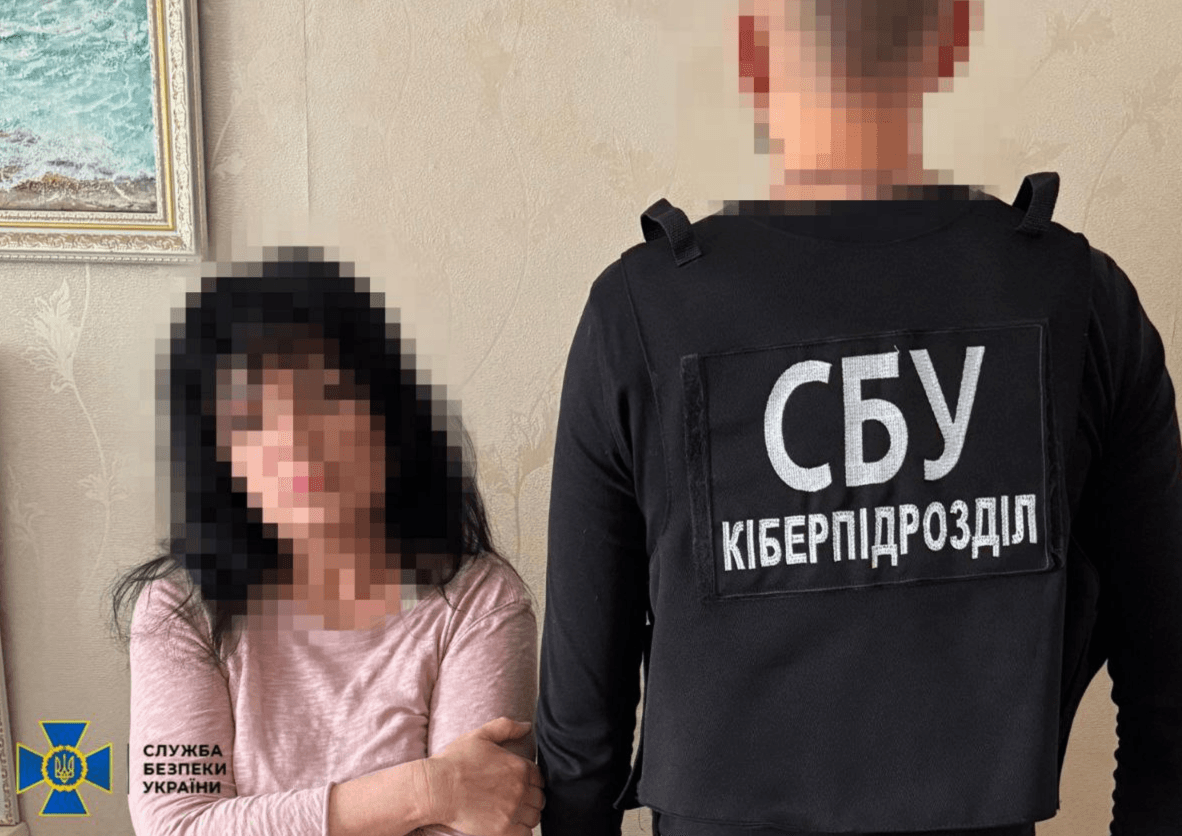Лікарка та екс-працівник залізниці наводили ворожі удари по Одесі