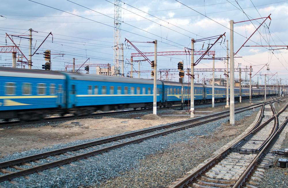 Укрзалізниця збільшує кількість вагонів у поїздах Ковель — Рахів та Чернігів — Рахів