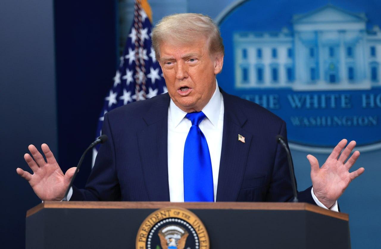 Трамп заявив, що “розчарований, але ще не закінчив” з путіним