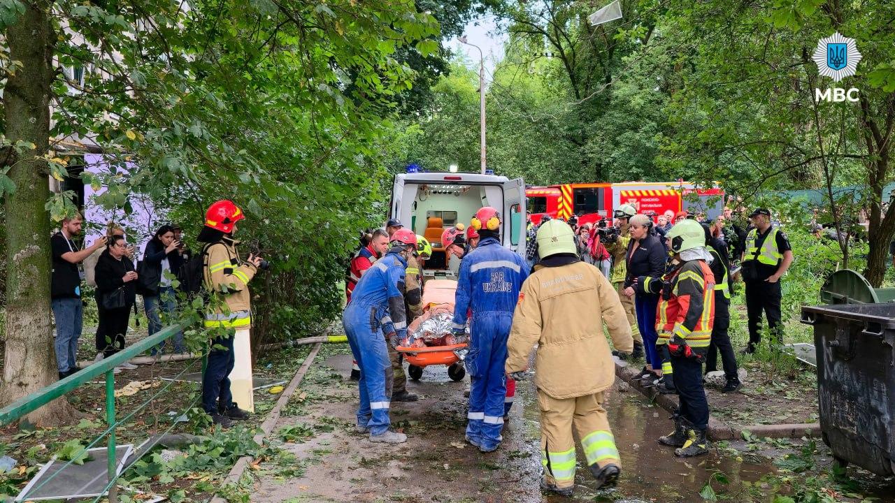 Кількість постраждалих у Києві зросла до 88, поранені діти