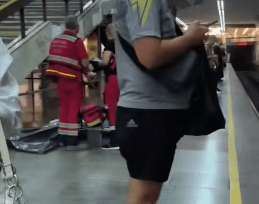 На станції метро «Позняки» померла пасажирка