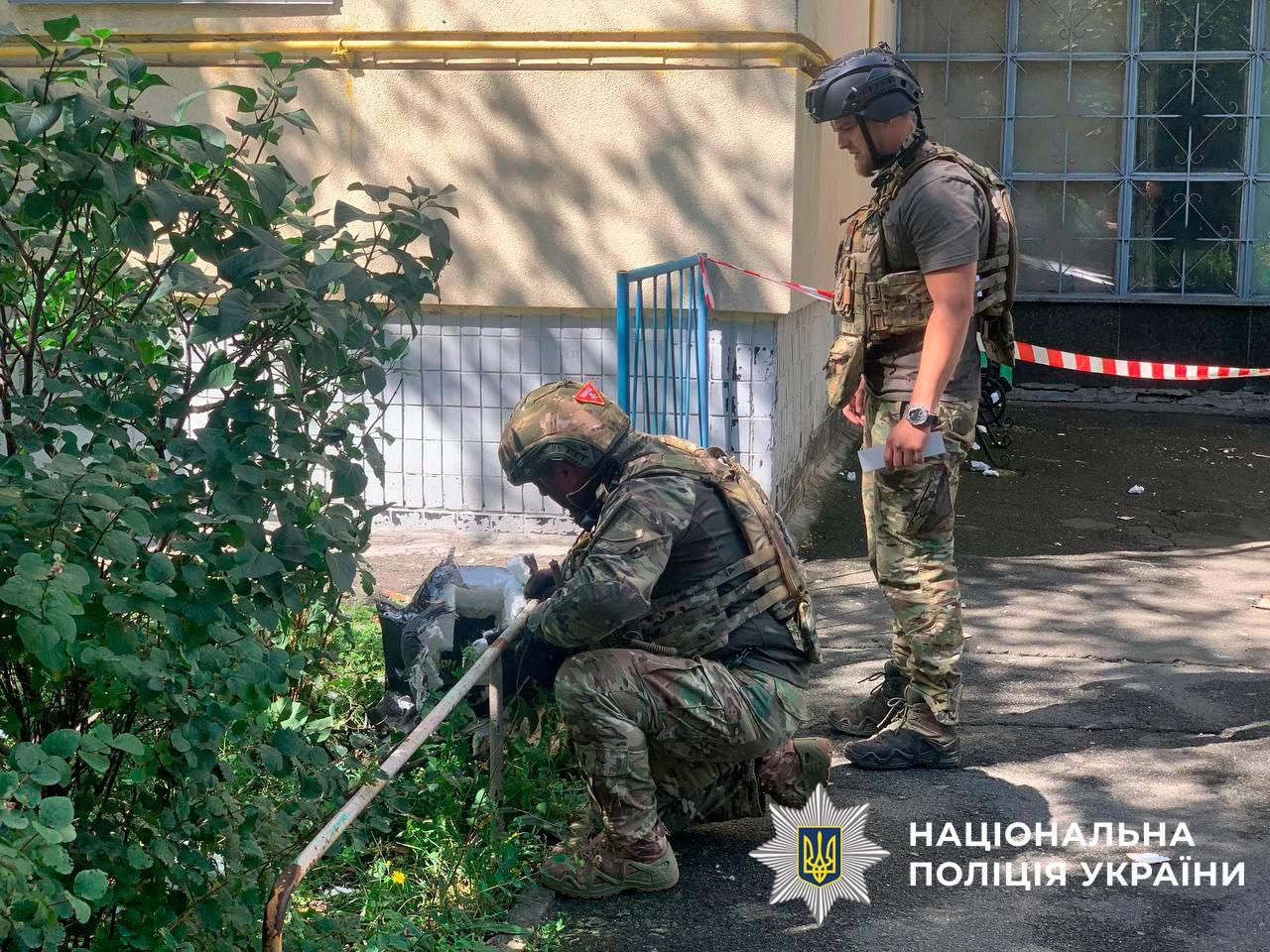 У поліції показали місце падіння російського дрона на Солом’янці