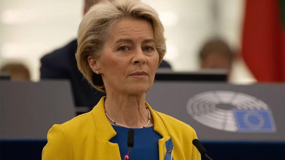 Фон дер Ляєн анонсувала нові санкції проти рф після атаки на Київ