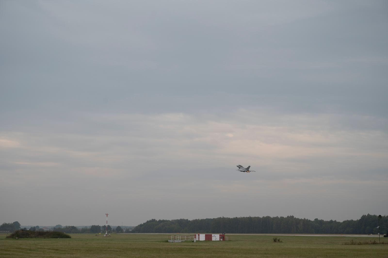 Польща підняла авіацію через масований російський удар по Україні