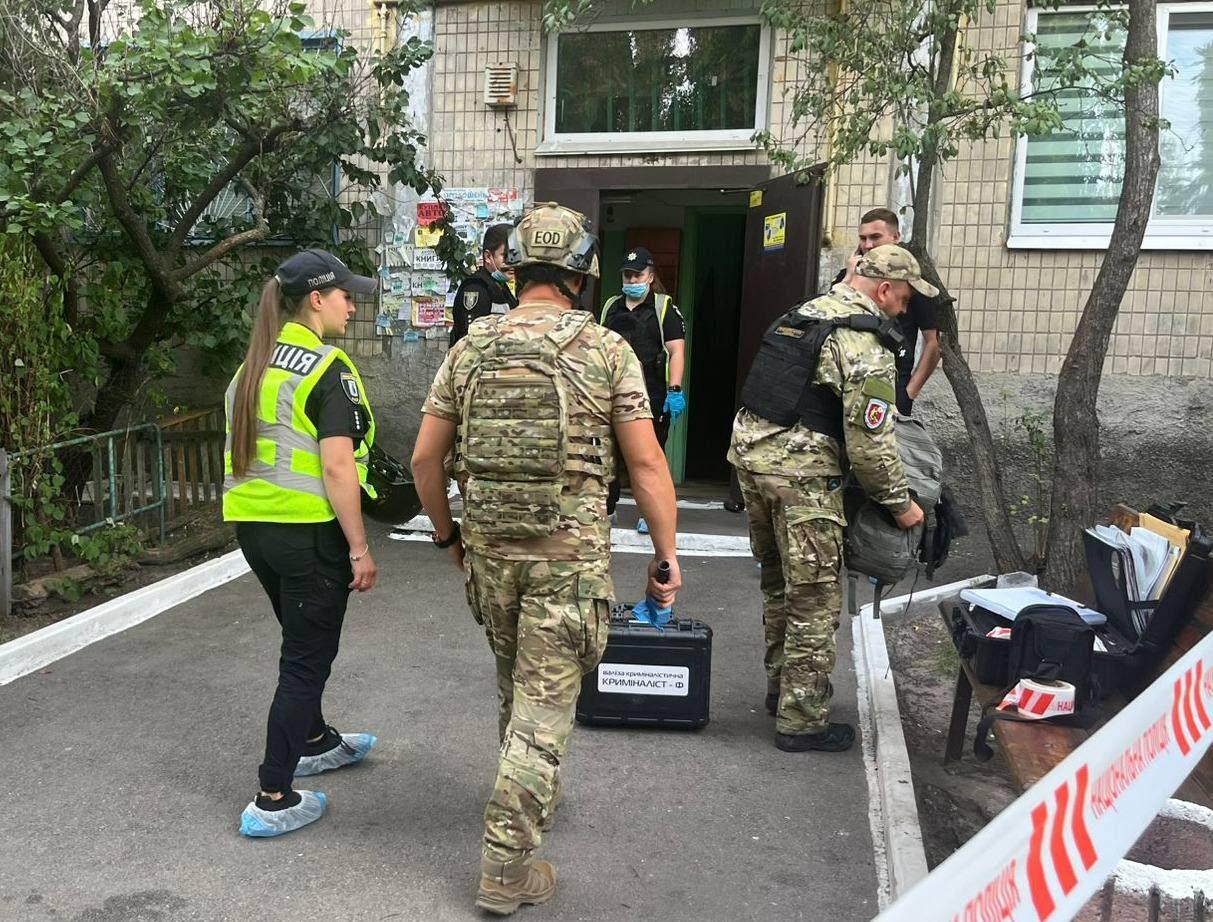 У київській квартирі вибухнула граната: двоє загиблих