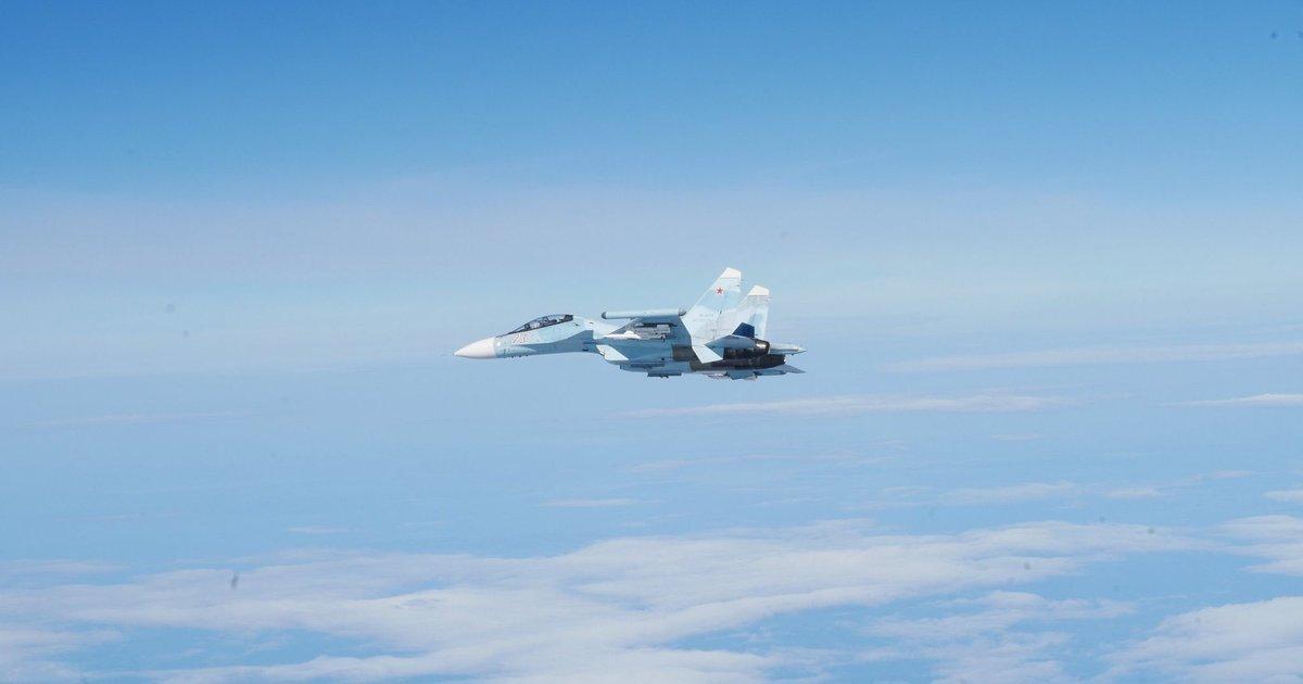 Російські винищувачі порушили зону безпеки польської бурової платформи