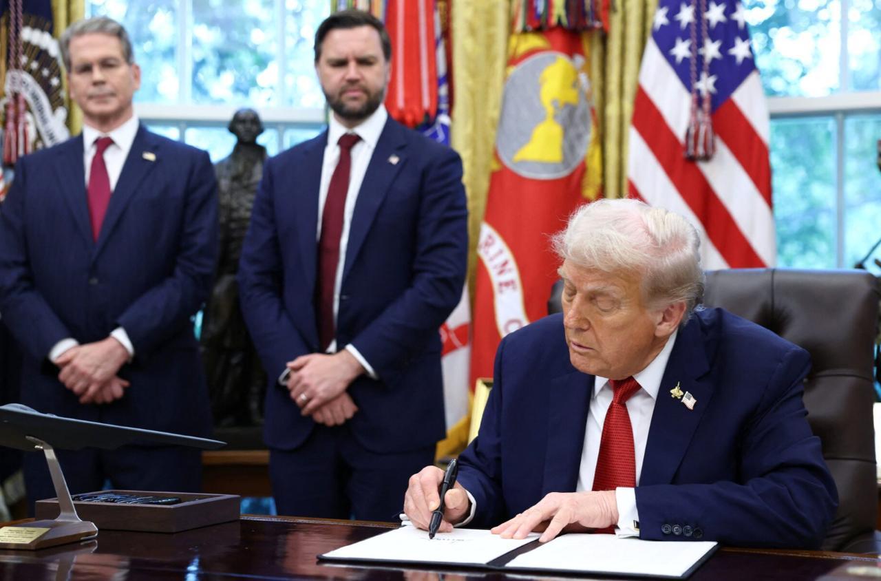 Трамп підписав указ про продаж TikTok групі американських інвесторів