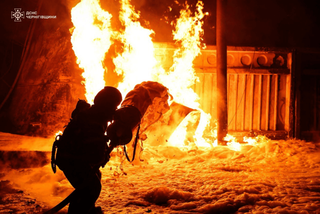 На Чернігівщині росіяни поцілили у рятувальників, які прибули на місце прильоту