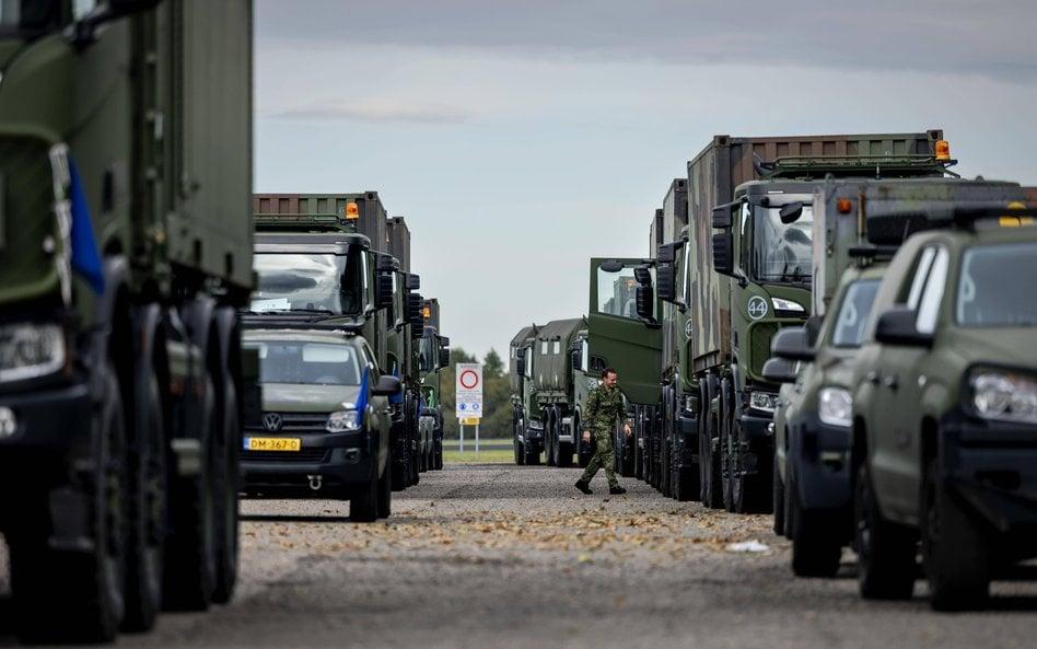 Невідомі дрони зірвали навчання НАТО в Польщі