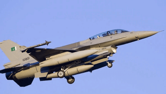 Нова ескалація: Пакистан завдає масштабних авіаударів по Афганістану