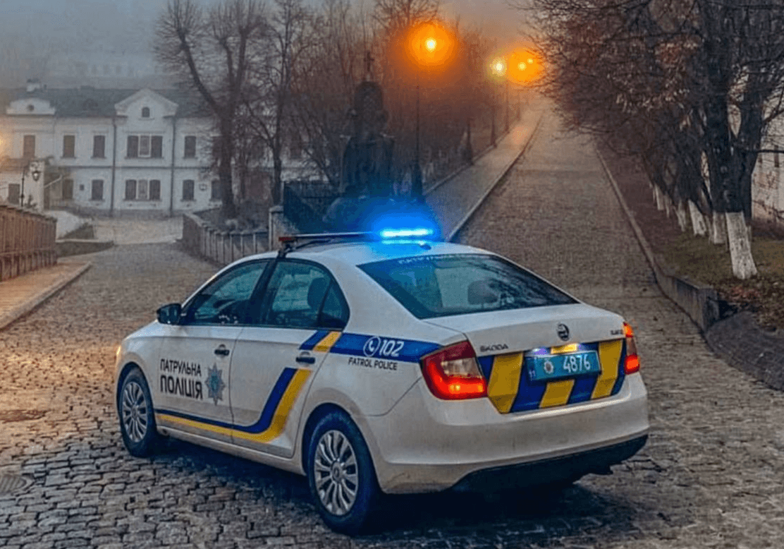 Киян попереджають про сильний туман: водіїв та пішоходів закликали бути обережними