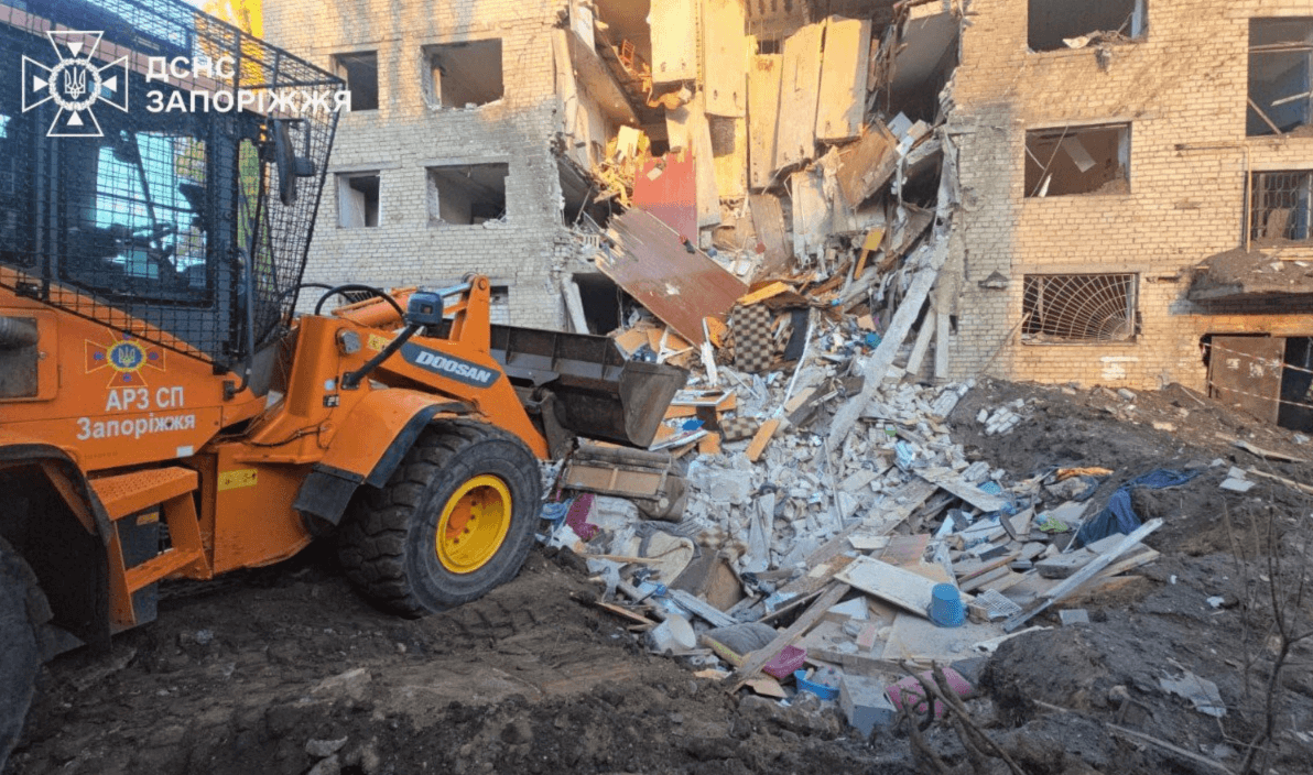 Удар по Запоріжжю: є жертви та постраждалі, серед них – діти (оновлено)