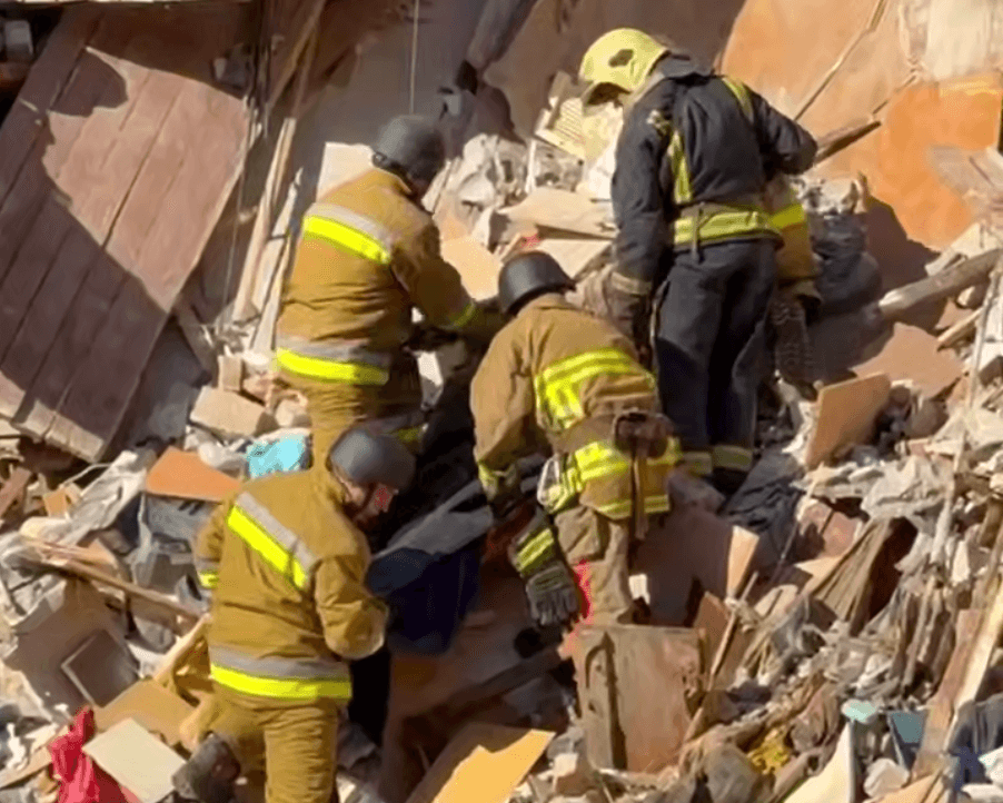 Атака росіян на Запоріжжя забрала життя двох людей, ще десятки – постраждали