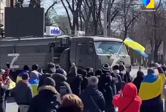 Місто, що стало символом спротиву: 3 роки тому Україна звільнила Херсон