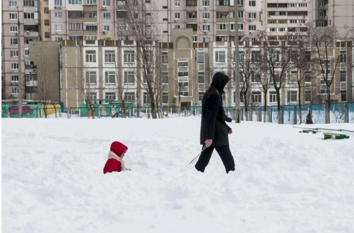 В Україну прийдуть сильні снігопади з хуртовинами, а за ними – морози