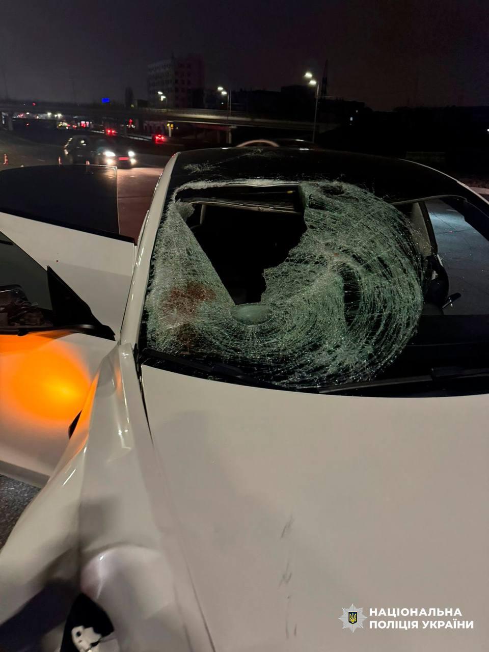 П’яний водій Tesla насмерть збив 13-річну дівчинку на пішохідному переході