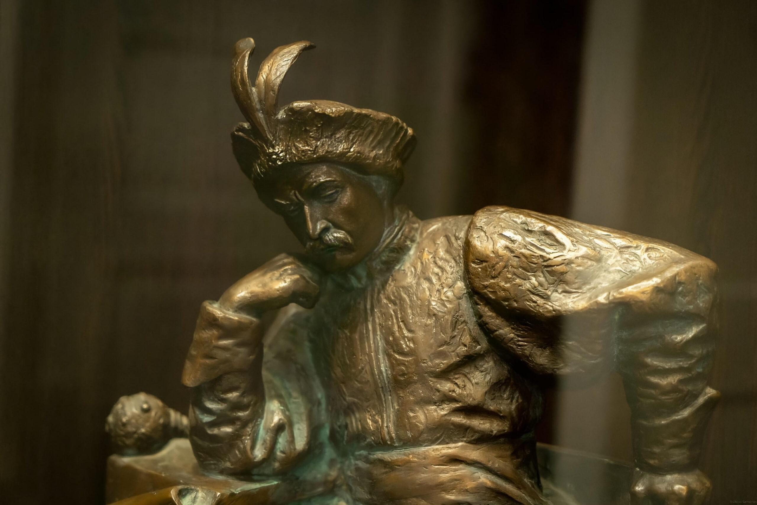 Повернути вулиці Лаврській назву гетьмана Мазепи – нардеп Вʼятрович